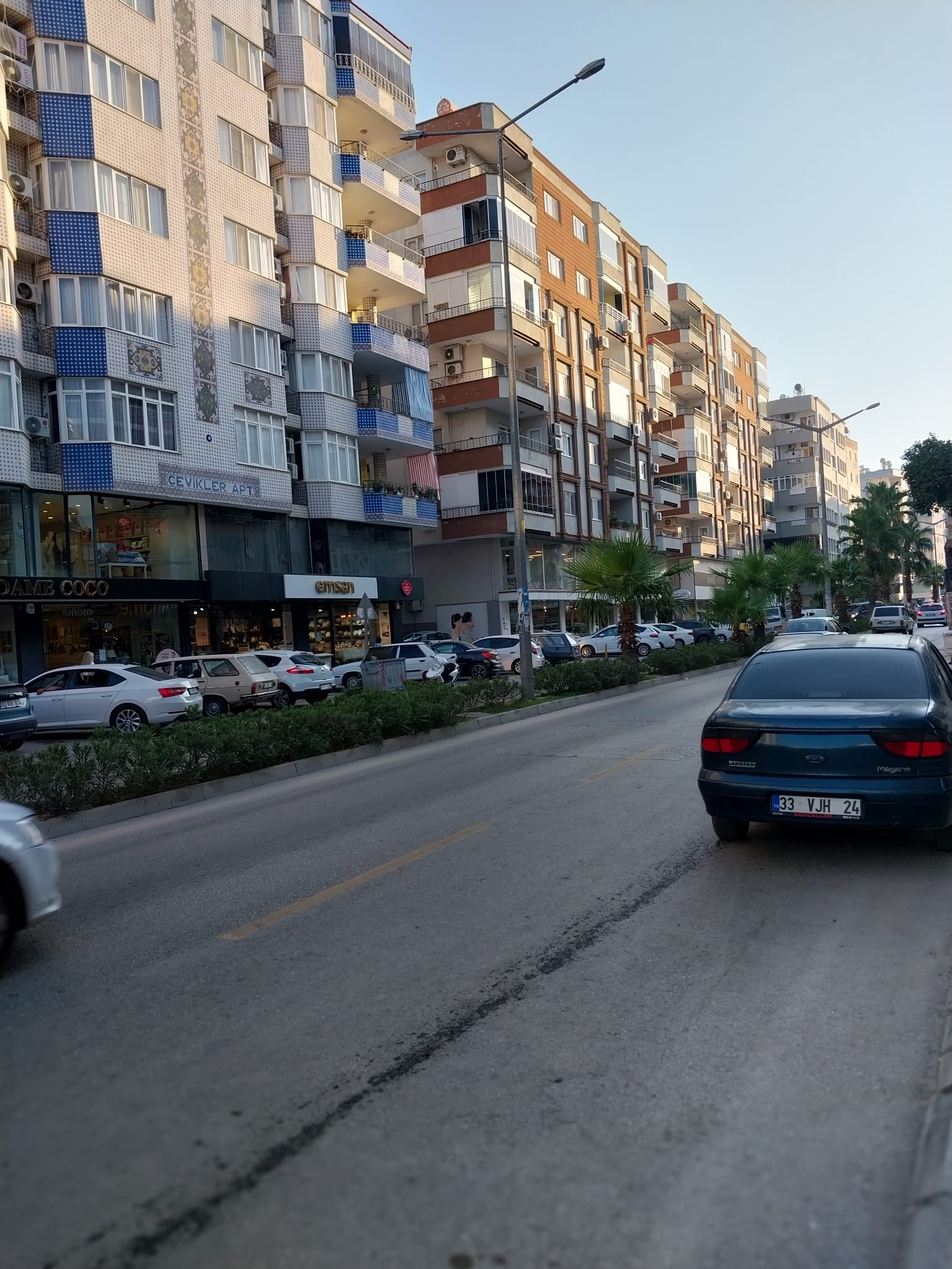 SİLİFKE ATATÜRK CADDESİNDE MERKEZİ ISITMA SİSTEMLİ 4+1 SATILIK DAİRE